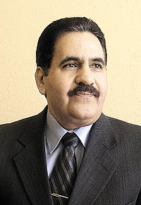 Чрезвычайный и полномочный посол Государства Кувейт СУЛЕЙМАН И.С. АЛЬ-МОРДЖАН